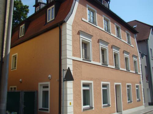 Schwandorfer Straße 3